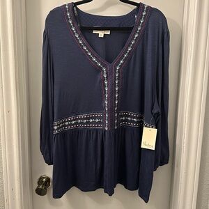 Nurture
by Westbound Knit 3/4 Sleeve V Neck Embroidery blouse